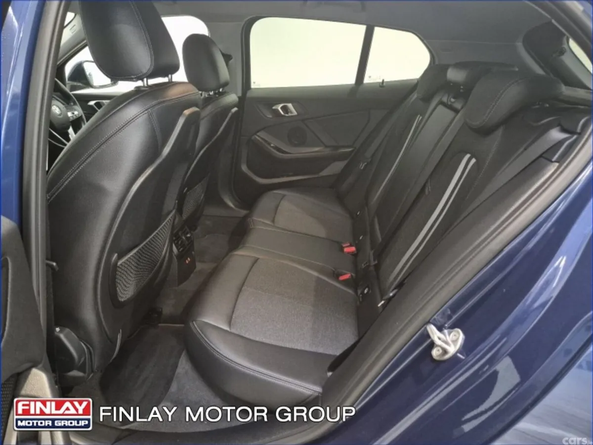 BMW 1-Series Hatchback, Diesel, 2023, Blue