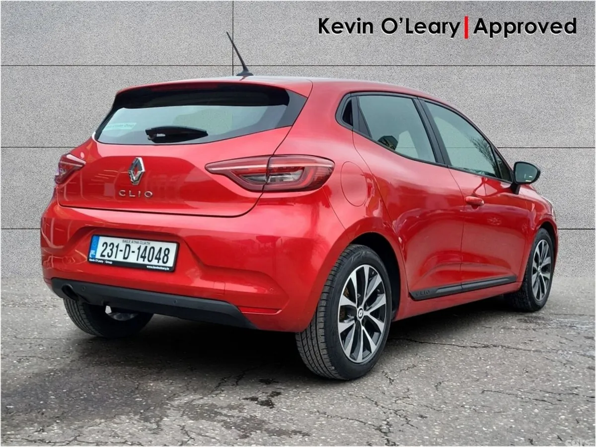 Renault Clio Hatchback, Petrol, 2023, Red