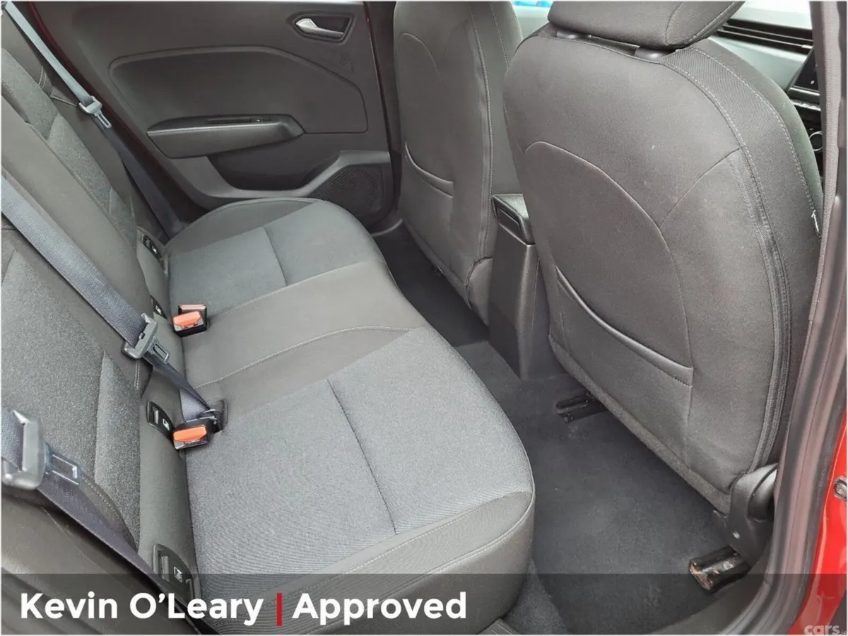 Renault Clio Hatchback, Petrol, 2023, Red