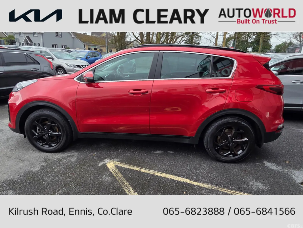 Kia Sportage MPV, Diesel Hybrid, 2021, Red