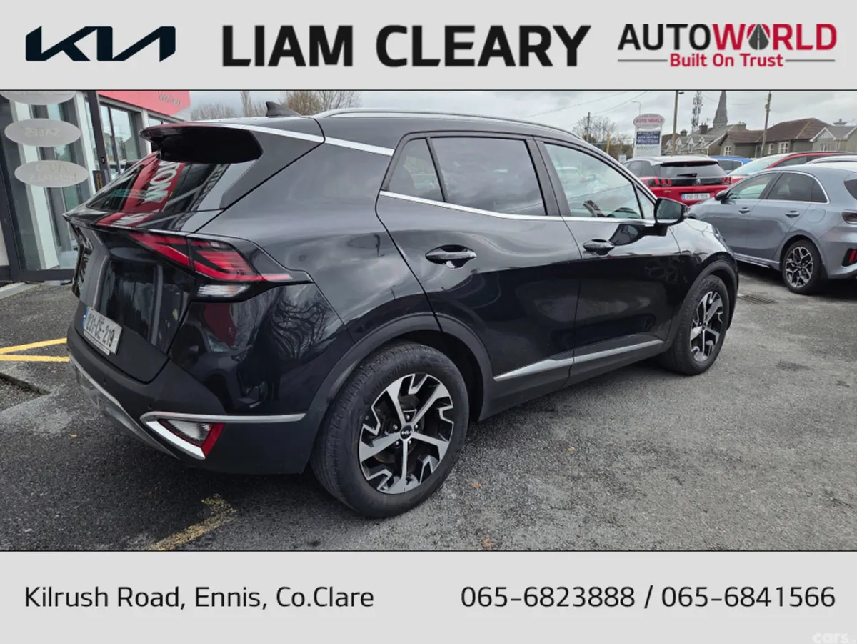 Kia Sportage MPV, Diesel Hybrid, 2023, Black