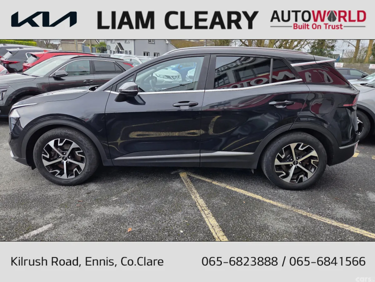 Kia Sportage MPV, Diesel Hybrid, 2023, Black