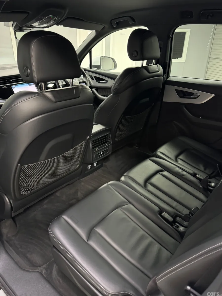Audi Q7 SUV, Petrol Hybrid, 2020, White