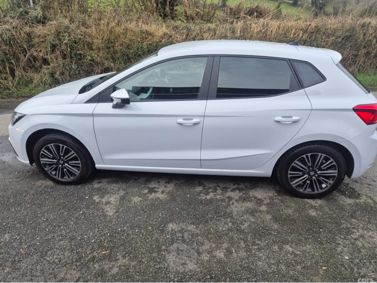 SEAT Ibiza Hatchback, Petrol, 2023, White