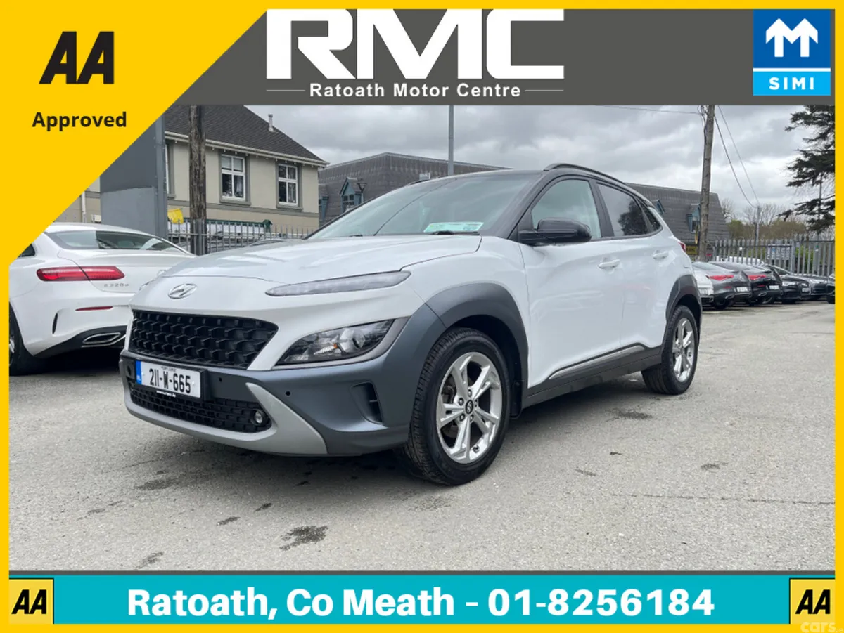 Hyundai KONA Hatchback, Petrol, 2021, White