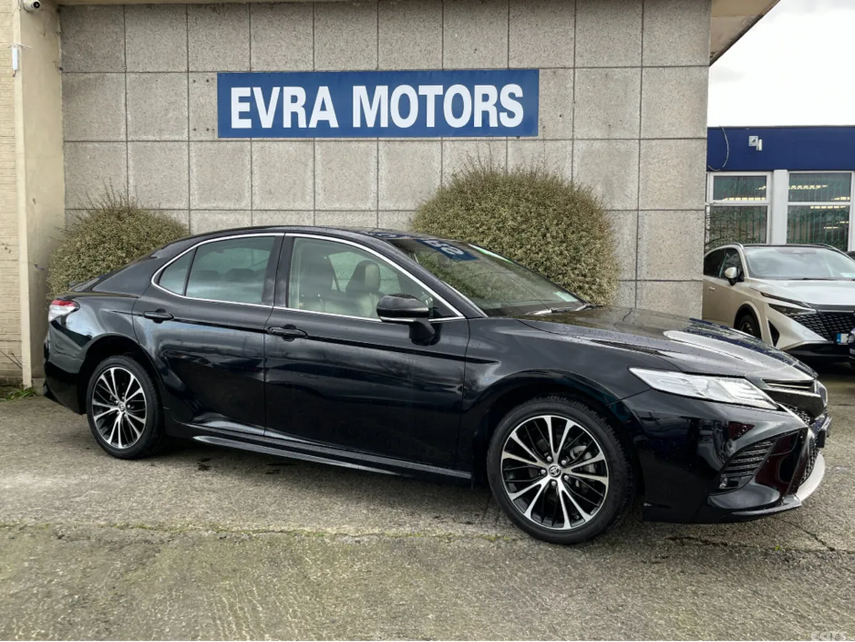 Toyota Camry Saloon, Petrol Hybrid, 2020, Black
