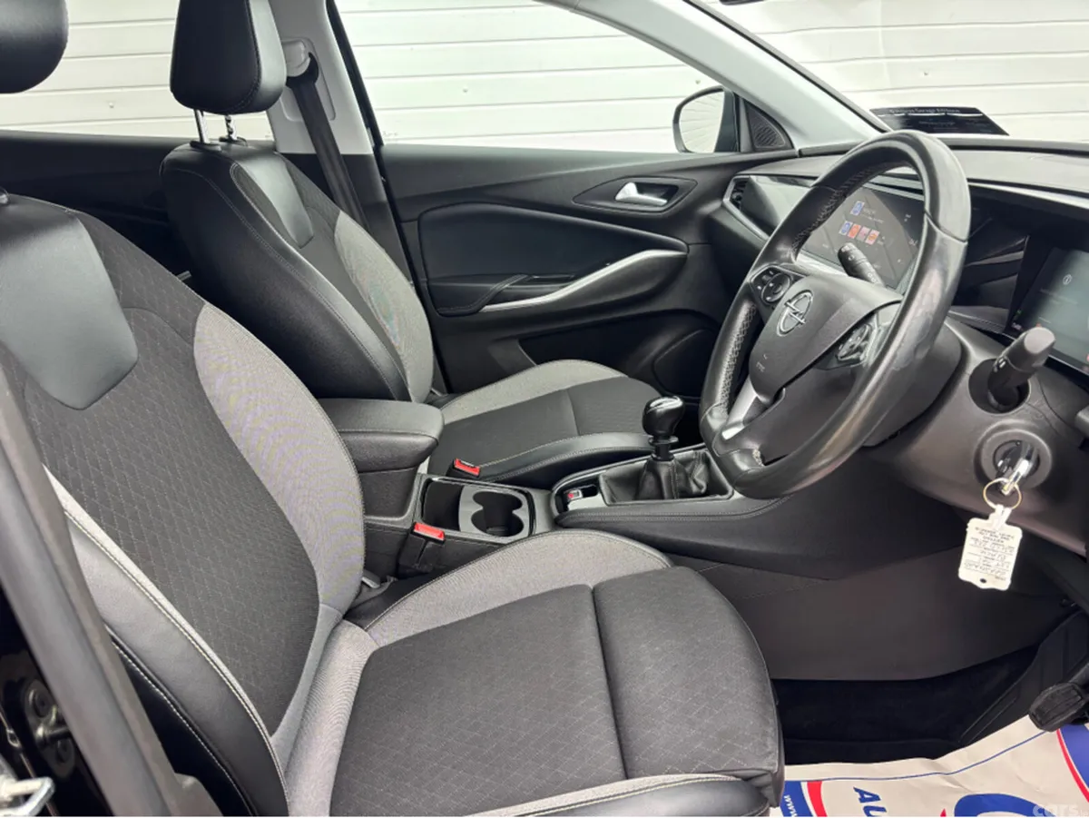 Opel Grandland MPV, Petrol, 2023, Black