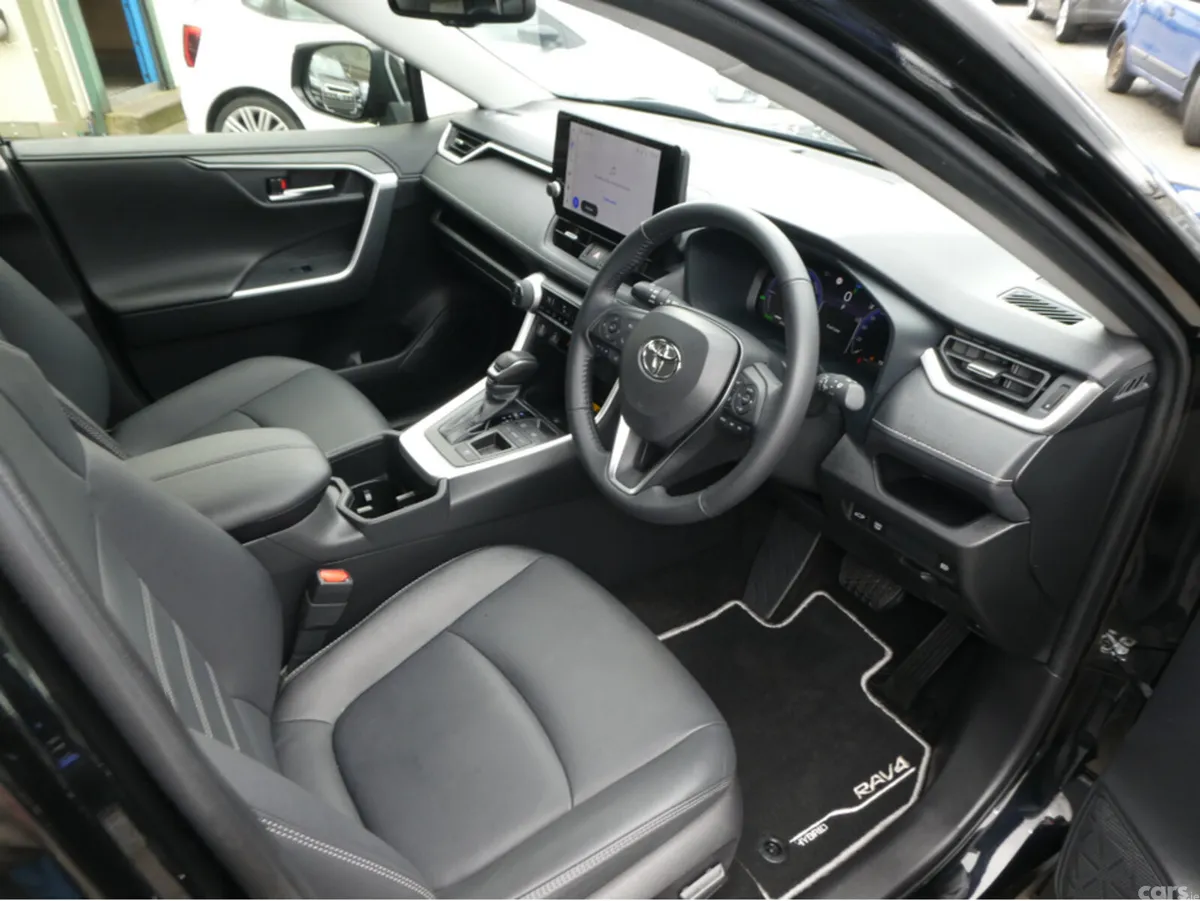 Toyota RAV4 SUV, Petrol Hybrid, 2025, Black