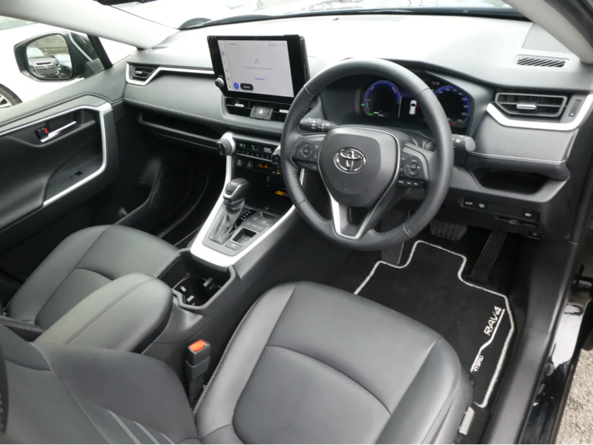 Toyota RAV4 SUV, Petrol Hybrid, 2025, Black