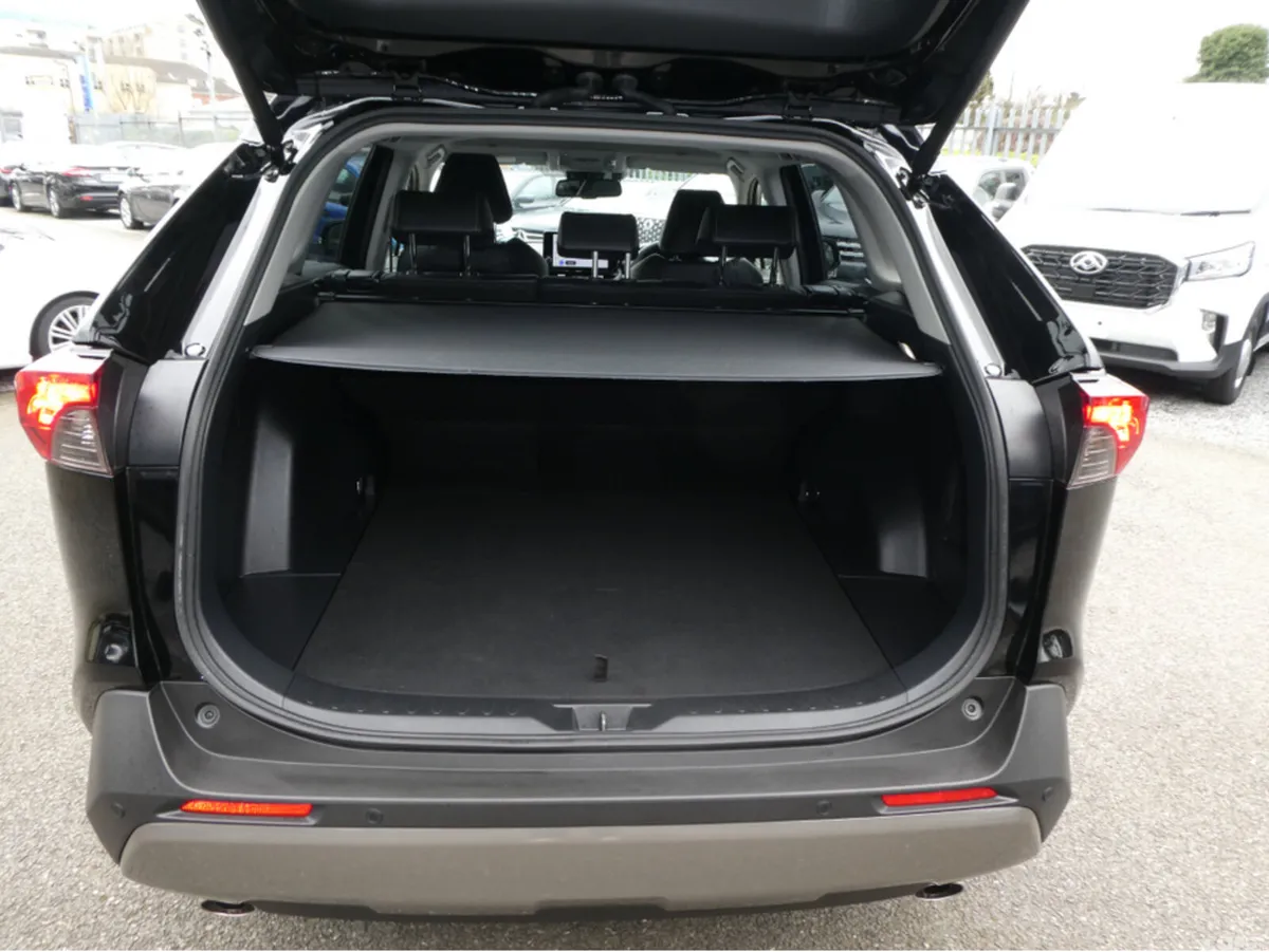 Toyota RAV4 SUV, Petrol Hybrid, 2025, Black
