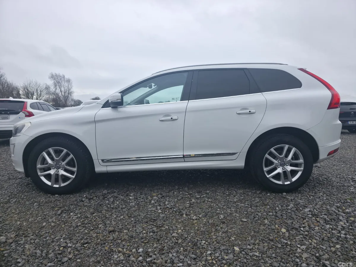 Volvo XC60 SUV, Diesel, 2016, White