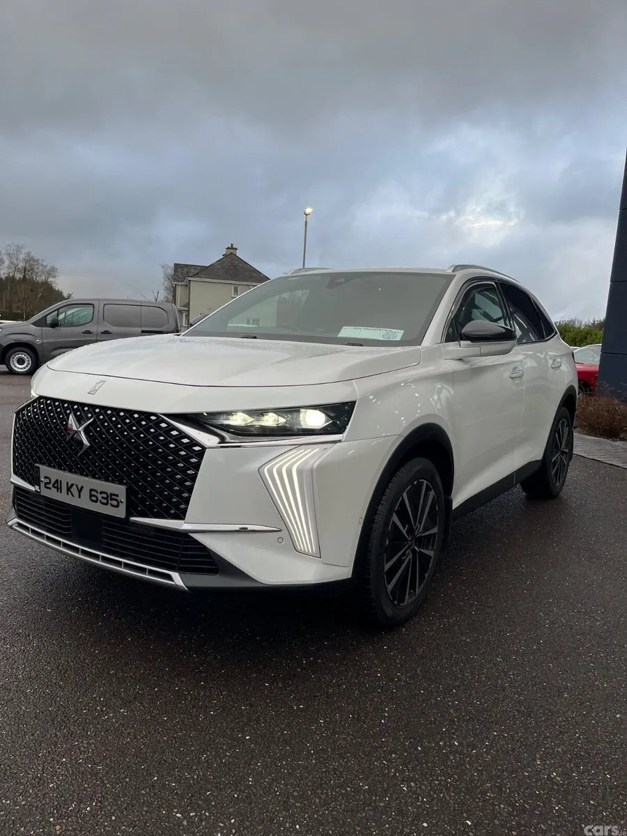 DS Automobiles DS 7 Estate/Jeep, Diesel, 2024, White