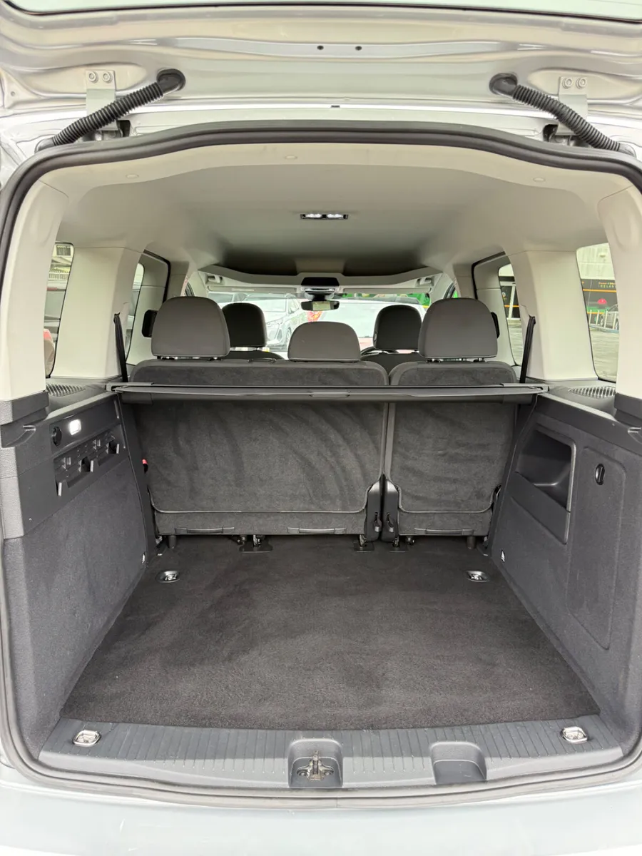 Ford Tourneo Connect MPV, Diesel, 2023, Grey