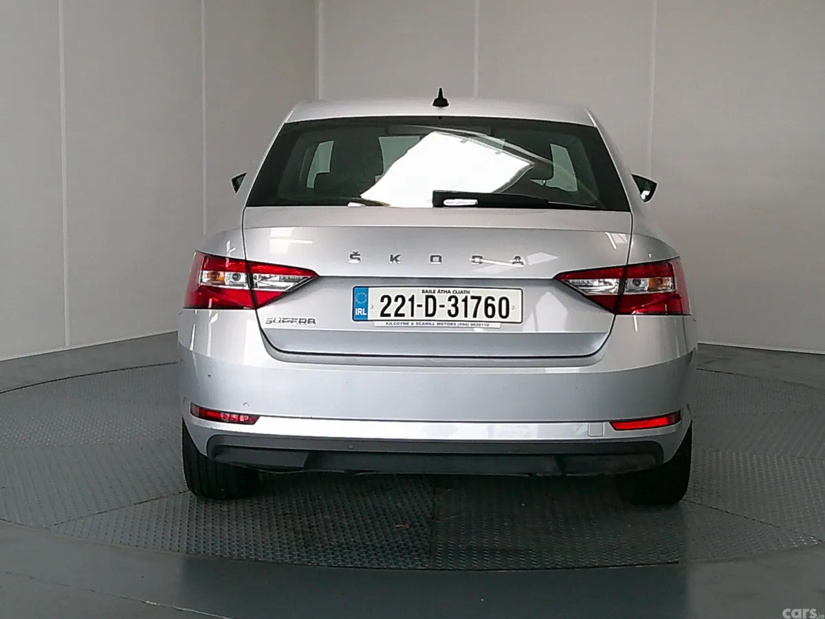 Skoda Superb Saloon, Diesel, 2022, Grey
