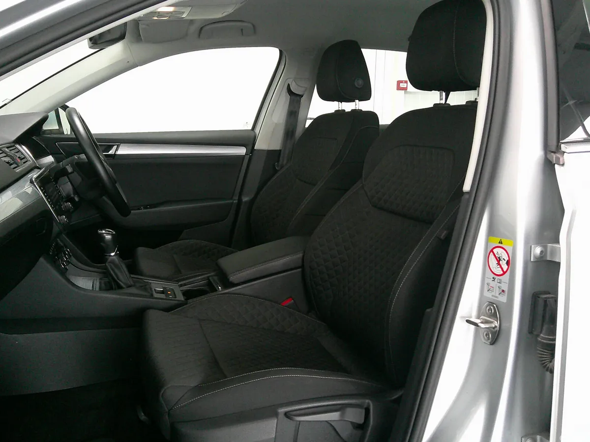 Skoda Superb Saloon, Diesel, 2022, Grey