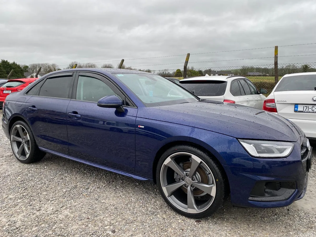 Audi A4 Saloon, Diesel, 2022, Blue