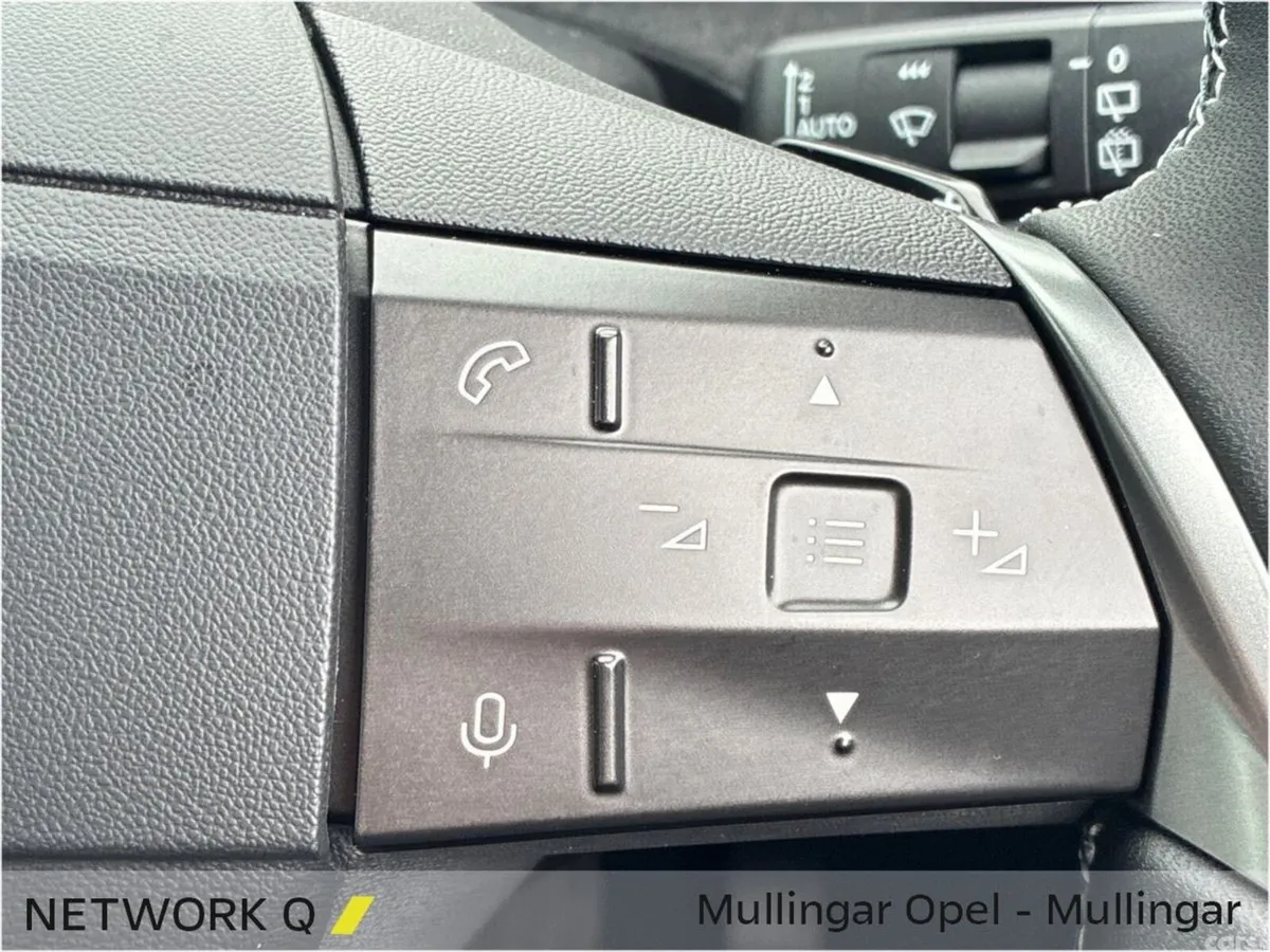 Opel Grandland SUV, Petrol Hybrid, 2026, Black