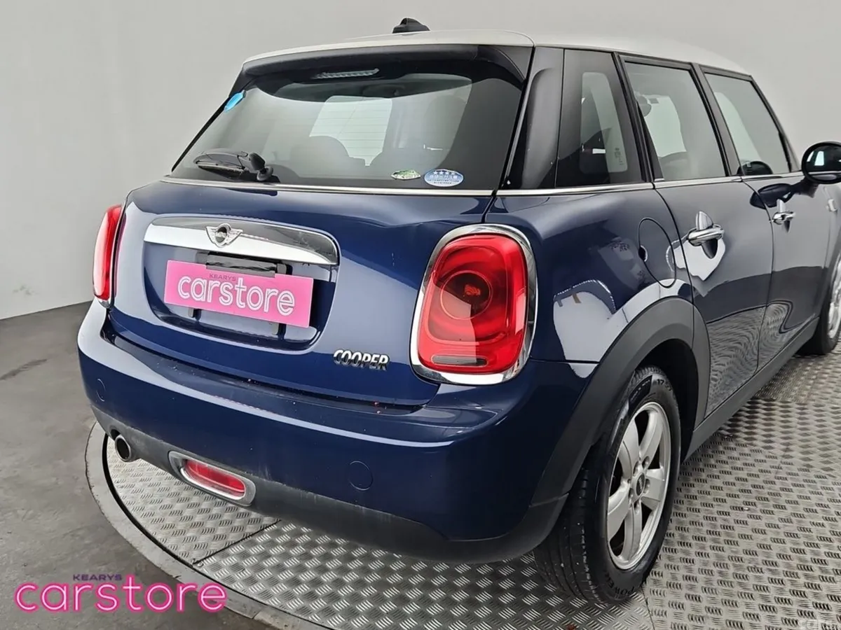 Mini Cooper Hatchback, Petrol, 2018, Blue