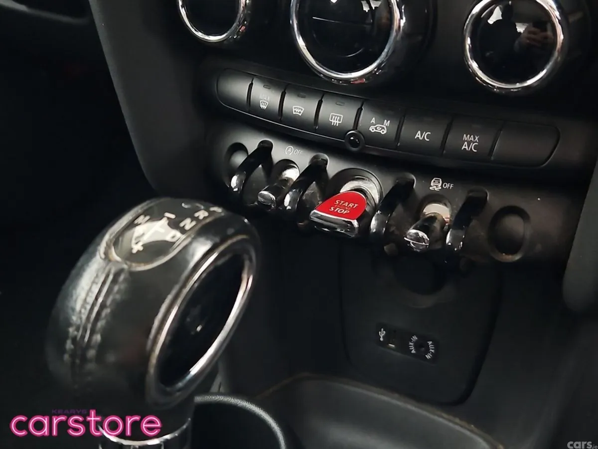 Mini Cooper Hatchback, Petrol, 2018, Blue