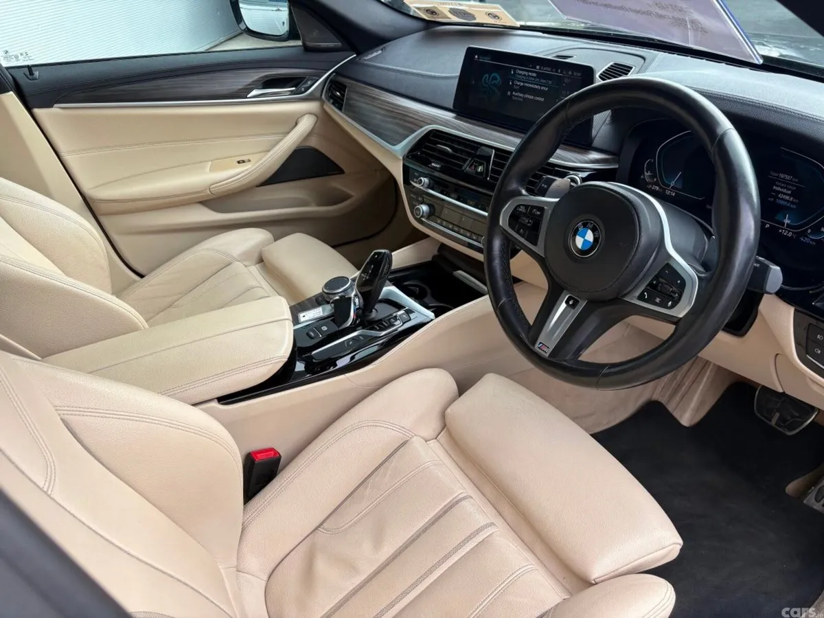 BMW 5-Series Saloon, Petrol Plug-in Hybrid, 2020, Grey