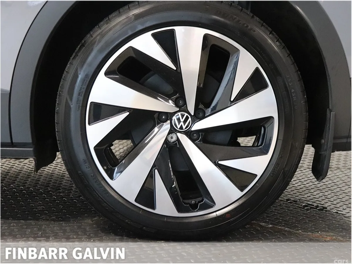 Volkswagen ID.4 SUV, Electric, 2023, Grey