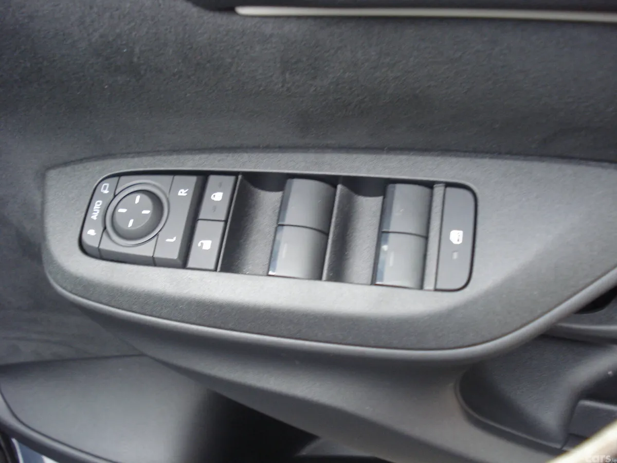 Toyota Yaris Hatchback, Petrol Hybrid, 2025, Grey