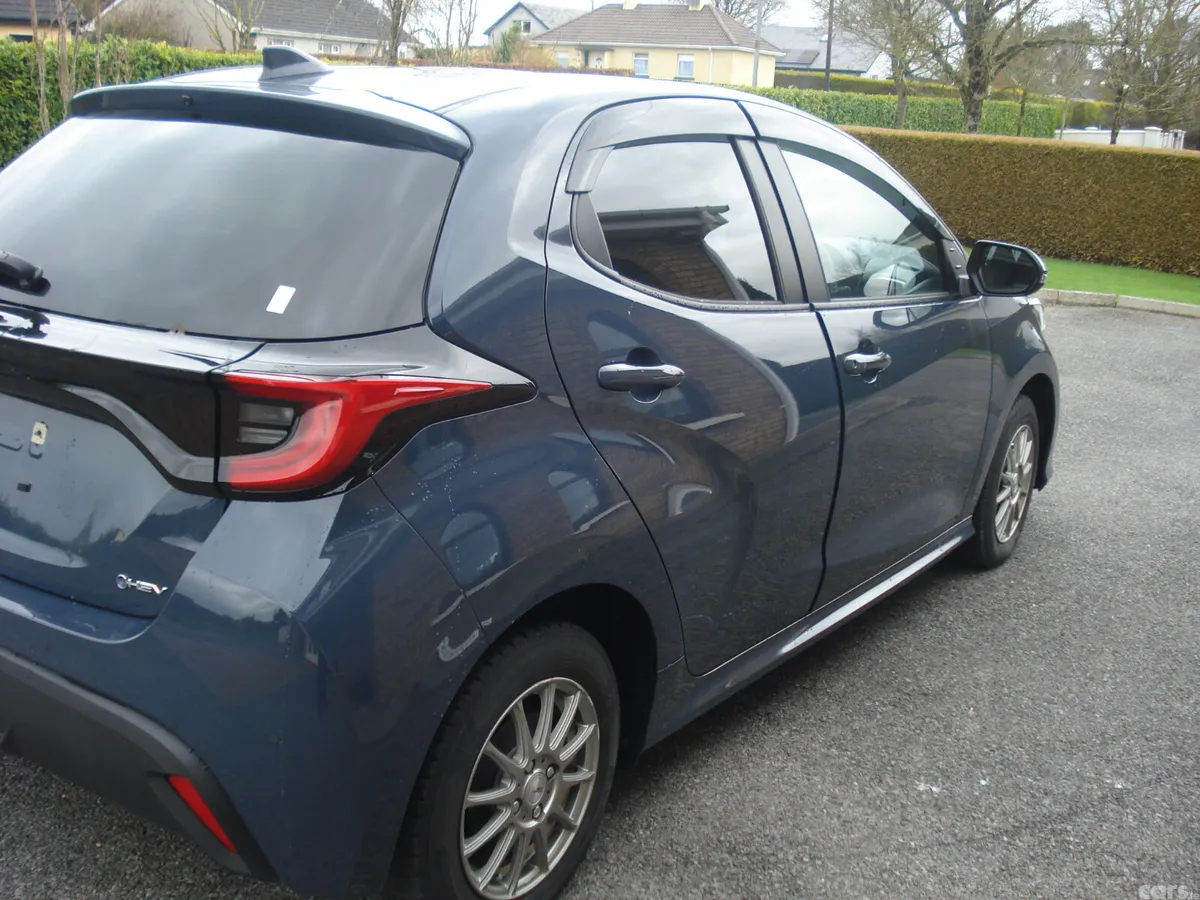 Toyota Yaris Hatchback, Petrol Hybrid, 2025, Grey