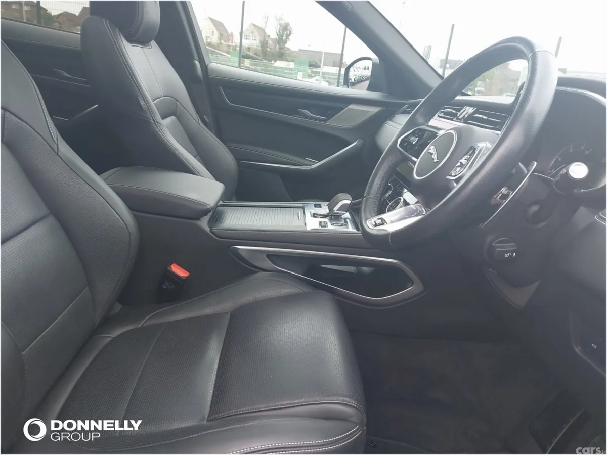 Jaguar F-Pace Estate, Diesel, 2022, Grey