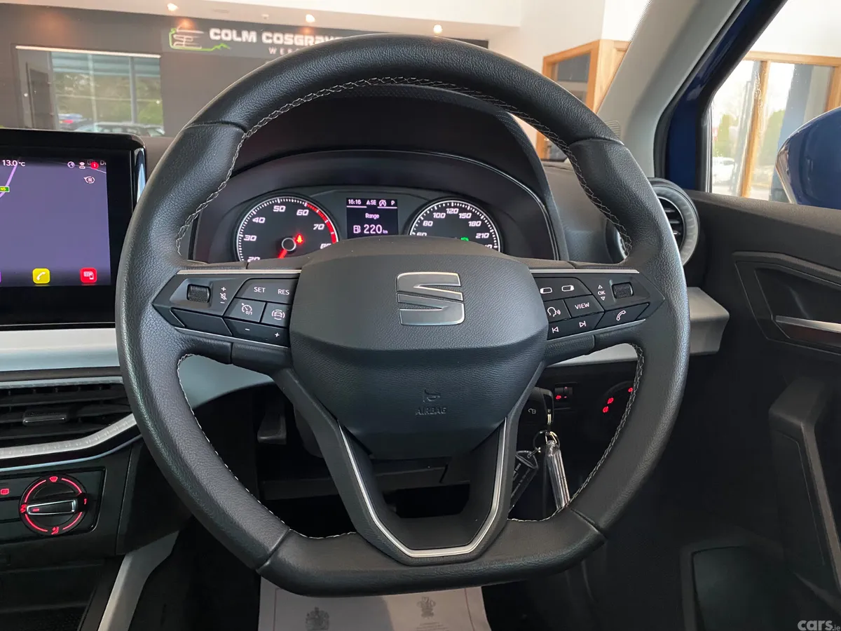SEAT Arona SUV, Petrol, 2023, Blue