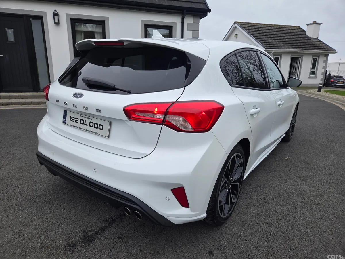 Ford Focus Hatchback, Diesel, 2019, White