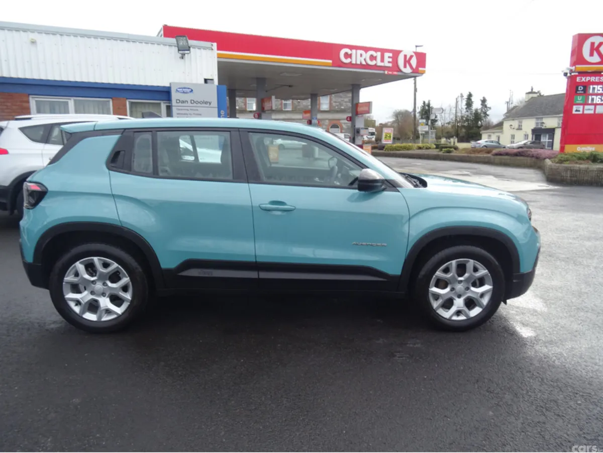 Jeep Avenger SUV, Petrol, 2025, Blue