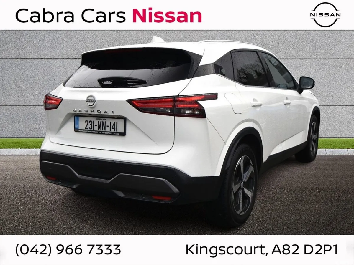 Nissan Qashqai MPV, Petrol, 2023, White