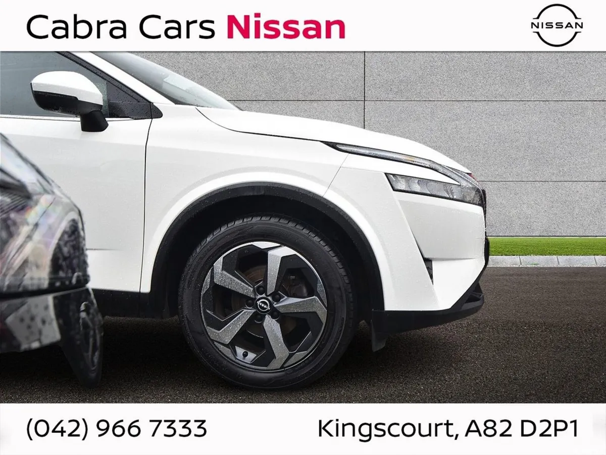 Nissan Qashqai MPV, Petrol, 2023, White