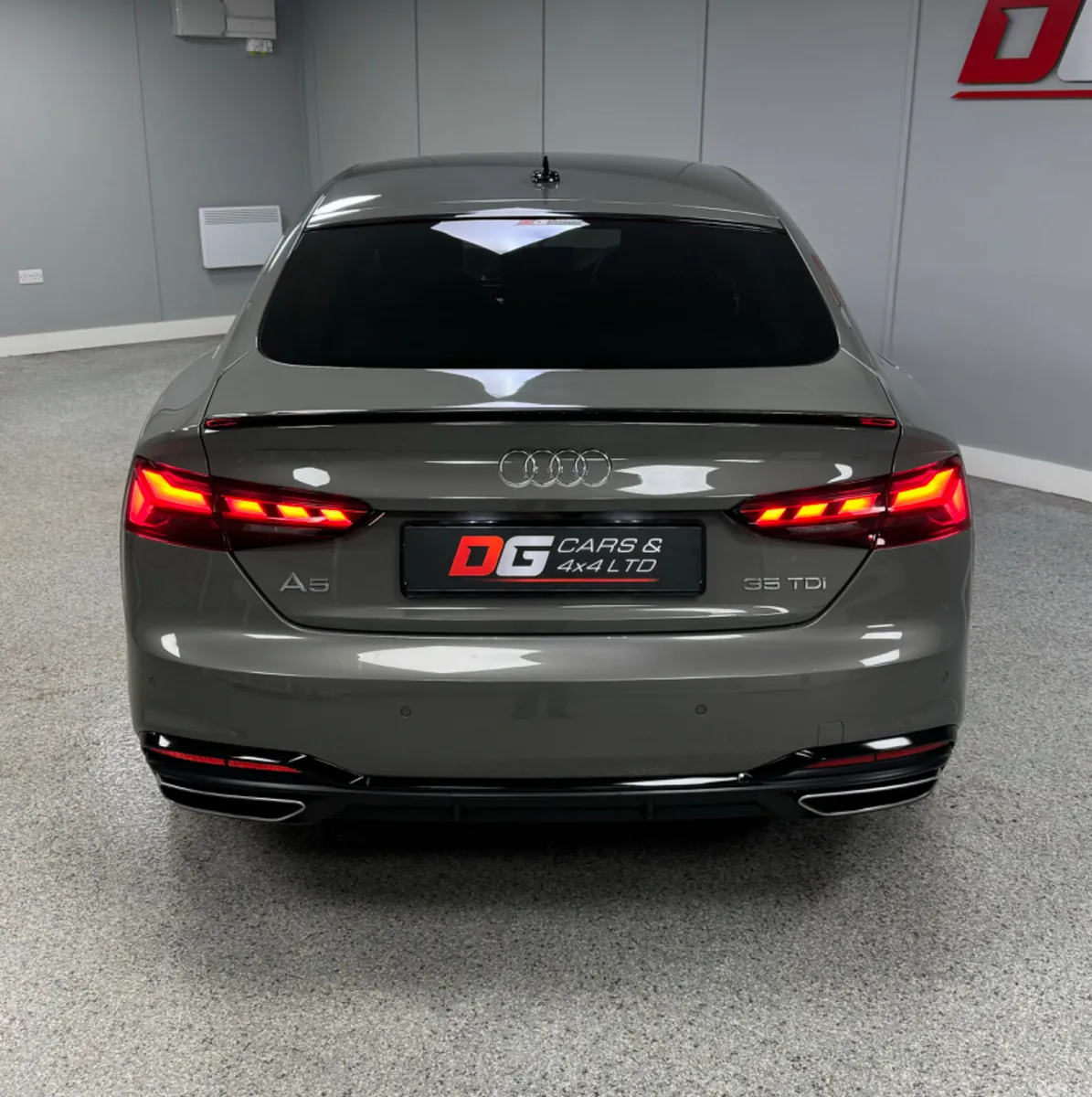 Audi A5 Hatchback, Diesel Hybrid, 2022, Grey