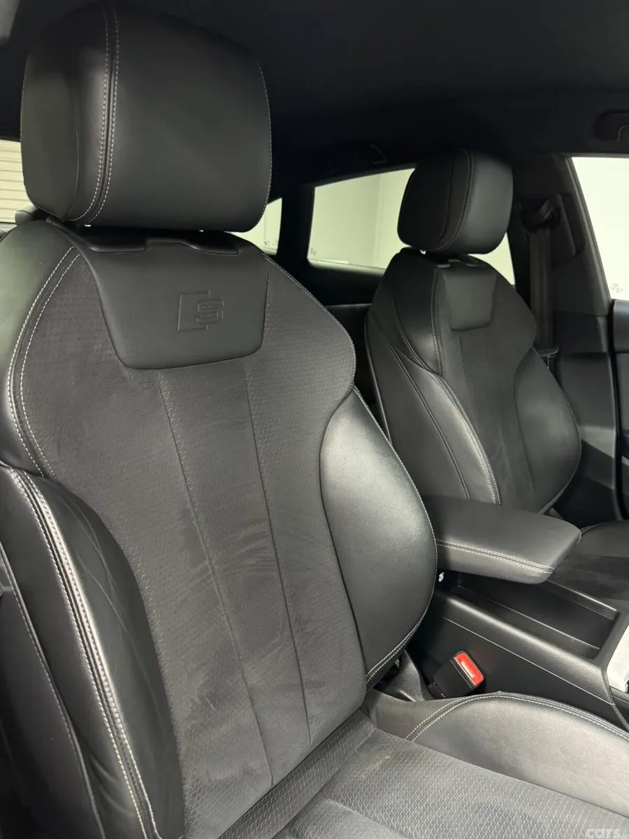 Audi A5 Hatchback, Diesel Hybrid, 2022, Grey