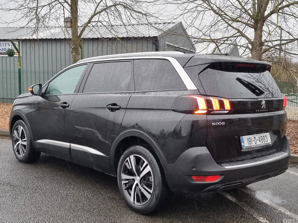 Peugeot 5008 MPV, Diesel, 2018, Black
