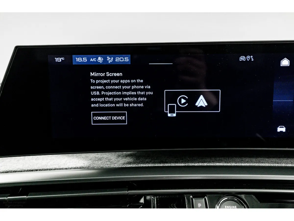 Peugeot 3008 SUV, Electric, 2026, Black
