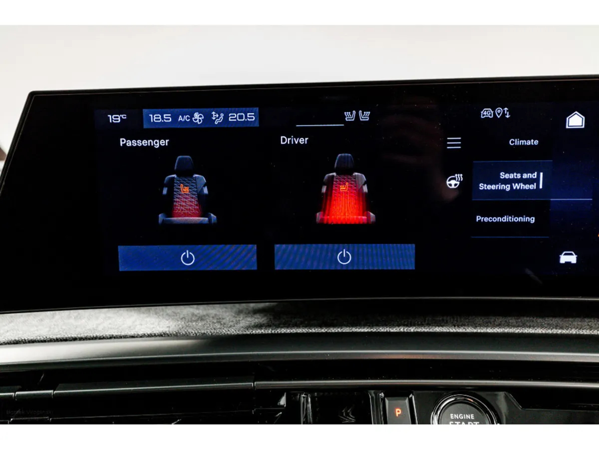 Peugeot 3008 SUV, Electric, 2026, Black