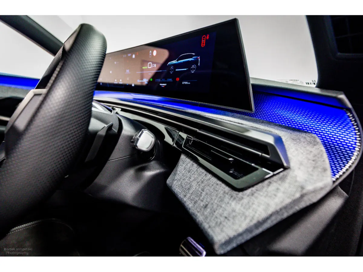 Peugeot 3008 SUV, Electric, 2026, Black