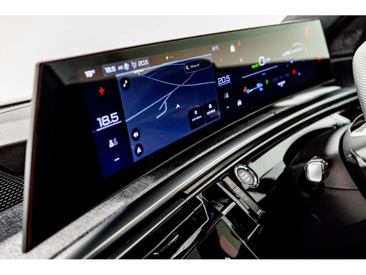 Peugeot 3008 SUV, Electric, 2026, Black