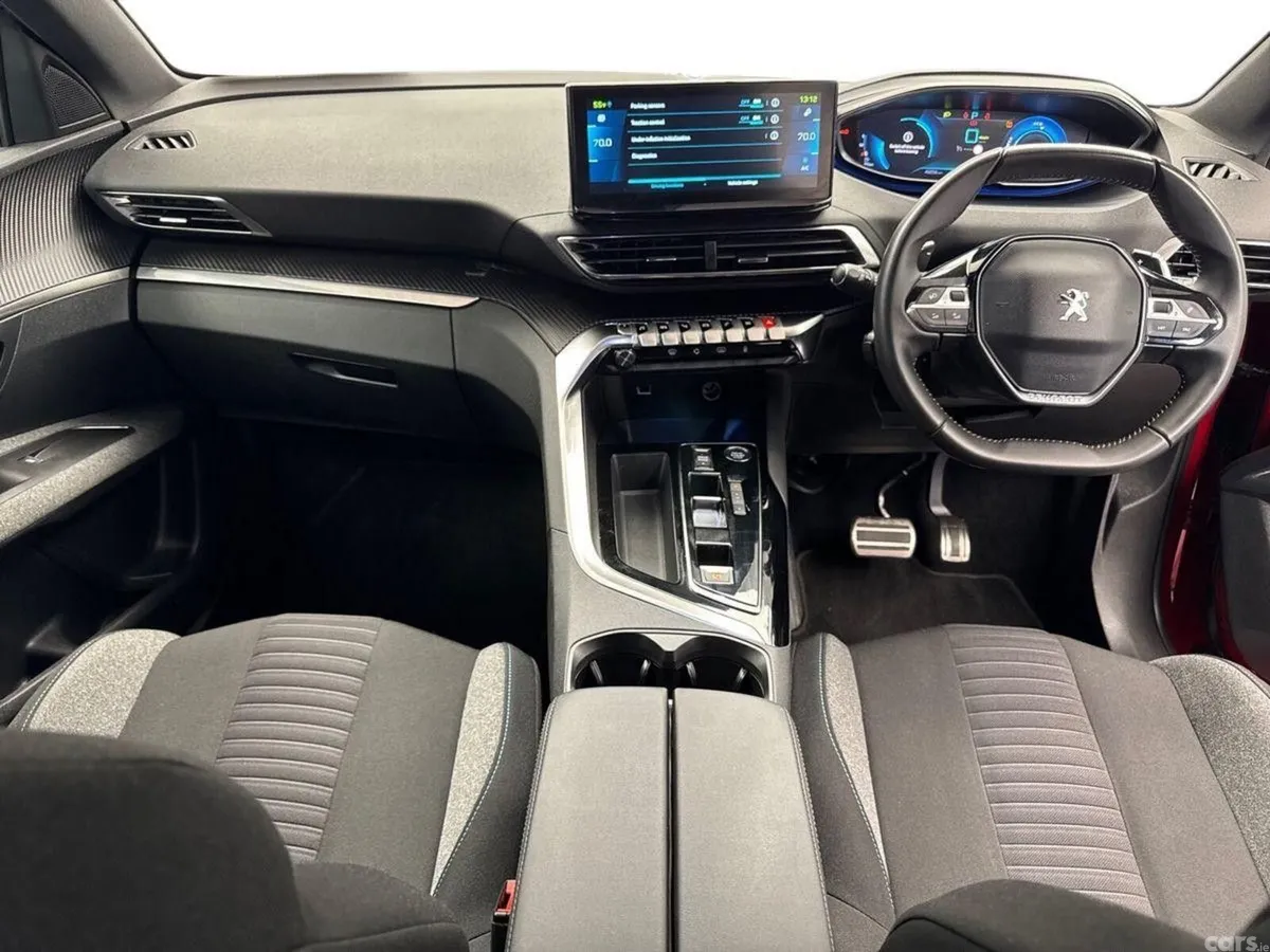 Peugeot 3008 MPV, Petrol Plug-in Hybrid, 2024, Red