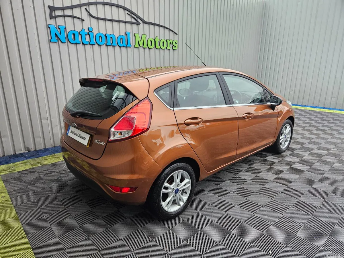 Ford Fiesta Hatchback, Petrol, 2017, Brown