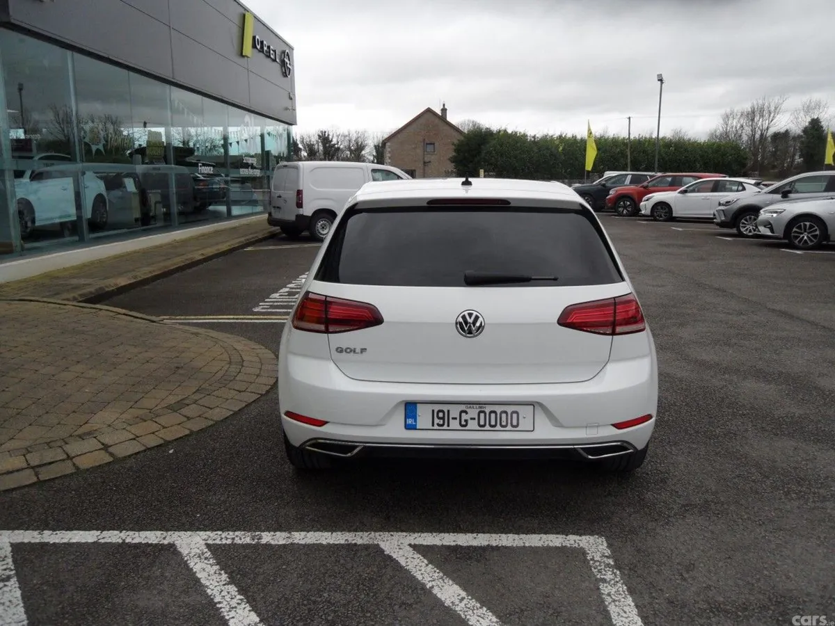 Volkswagen Golf Hatchback, Petrol, 2019, White