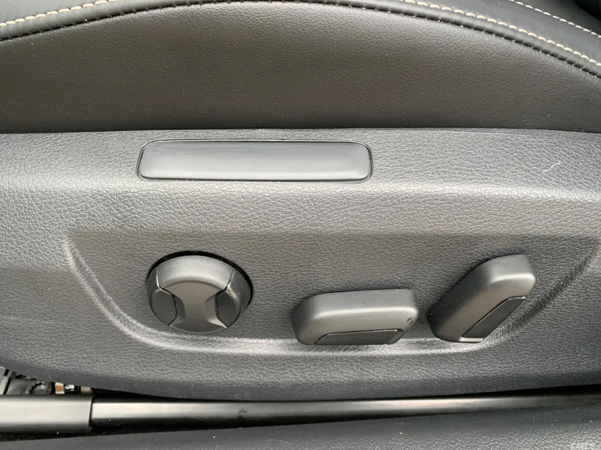 Skoda Superb Estate, Diesel, 2023, Grey