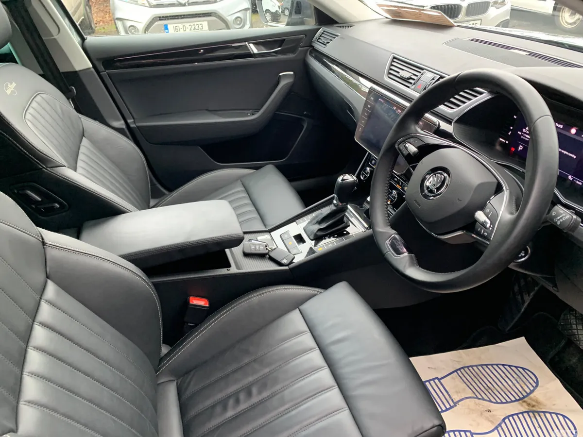 Skoda Superb Estate, Diesel, 2023, Grey