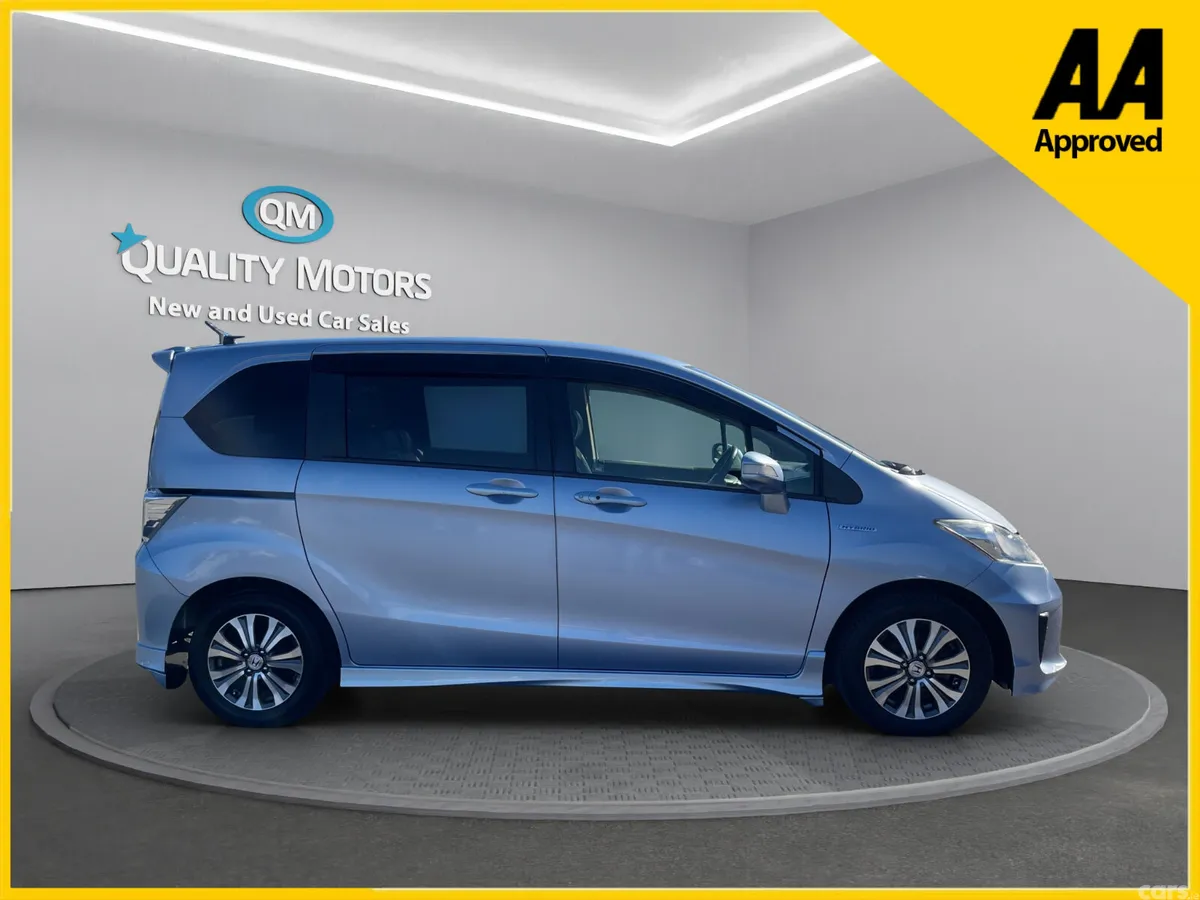Honda Freed MPV, Petrol, 2014, Silver
