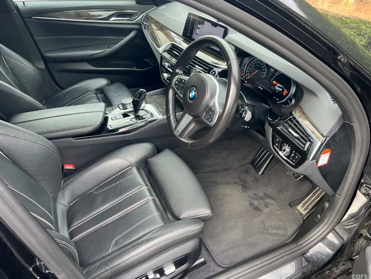 BMW 5-Series Estate, Diesel, 2018, Black