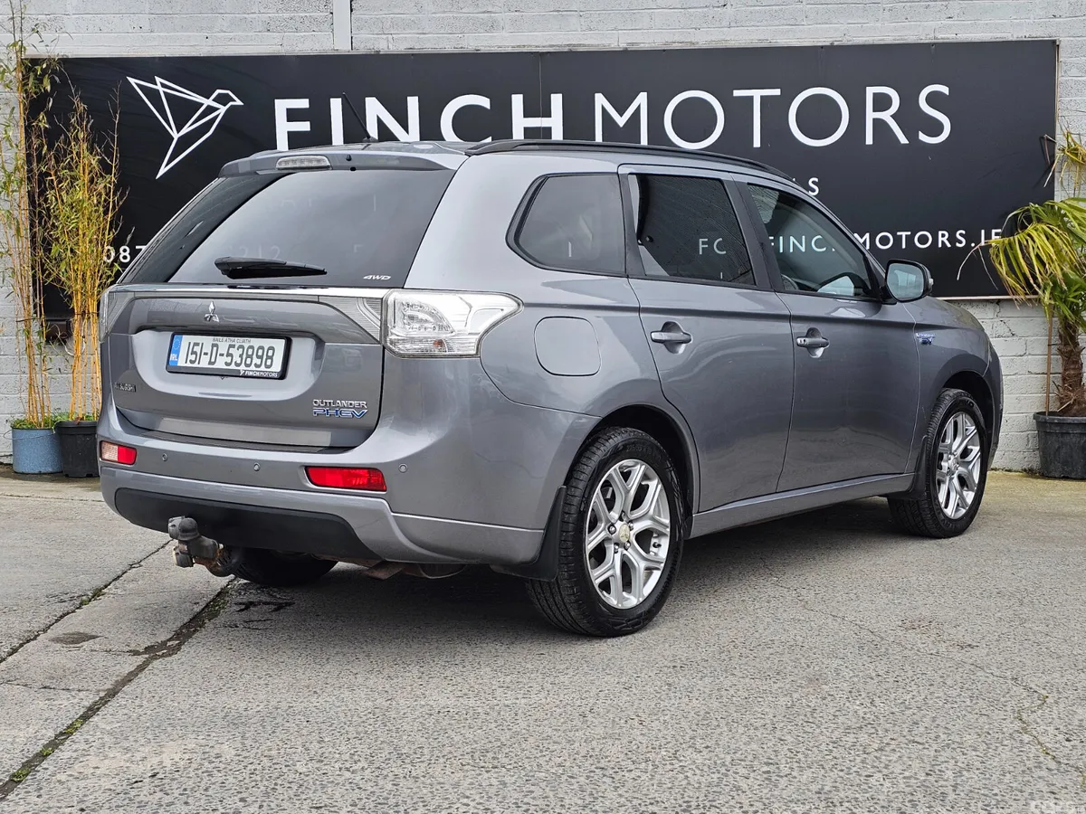 Mitsubishi Outlander SUV, Petrol Plug-in Hybrid, 2015, Grey