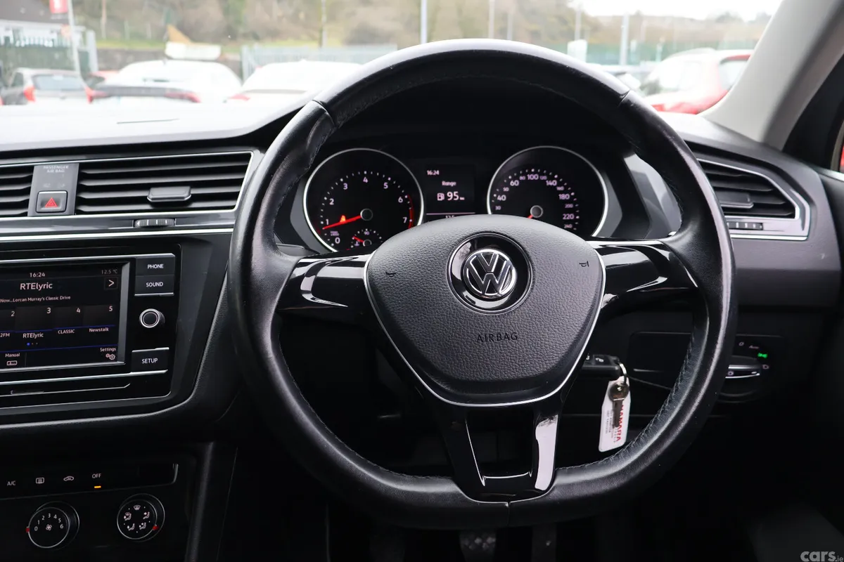 Volkswagen Tiguan SUV, Petrol, 2018, Grey