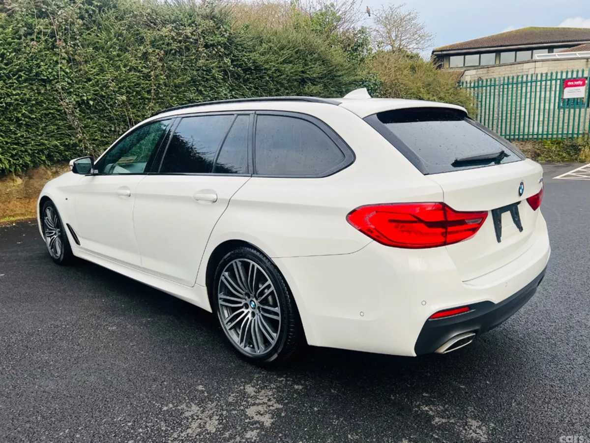 BMW 5-Series Estate, Diesel, 2019, White